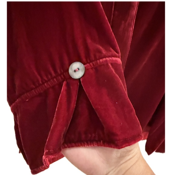 NWT John Mark Elegant Ruby Red Women's Plus Size Stretch Velvet Tunic Top - Picture 5 of 8